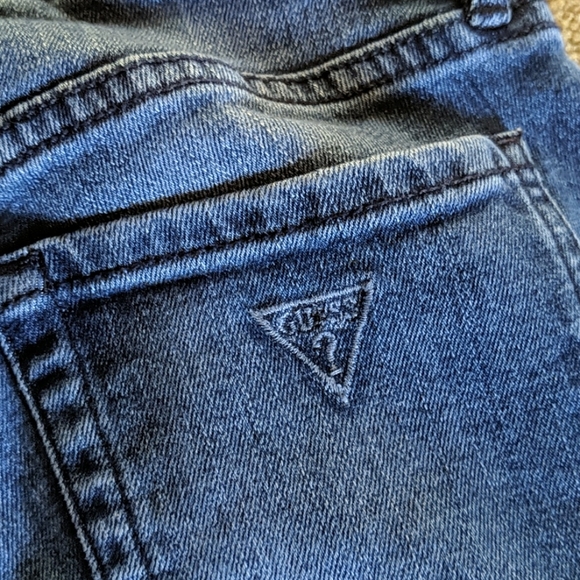 Guess Curvy Sophia Skinny Jeans - Picture 9 of 12